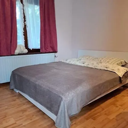 Chalet Spacious Nisramont La-Roche-en-Ardenne